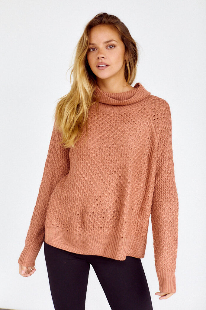 SALE - Walla Turtleneck Sweater - fab'rik