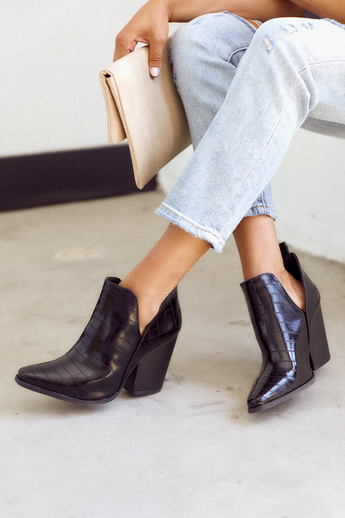 SALE - Tara Bootie - fab'rik
