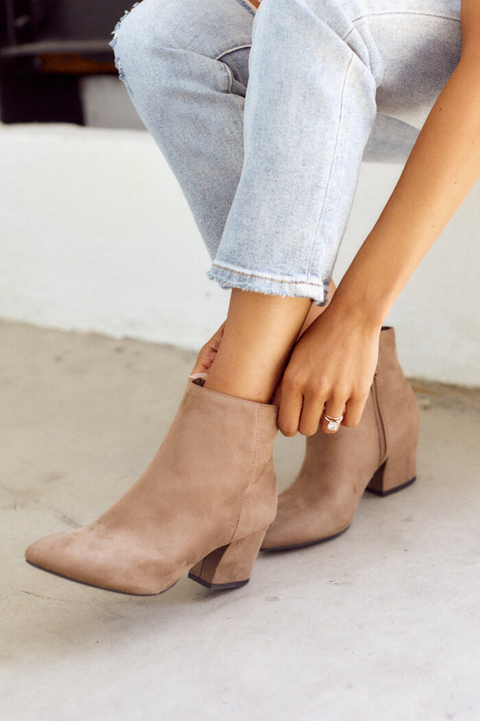SALE - Alia Pointed Toe Bootie - fab'rik
