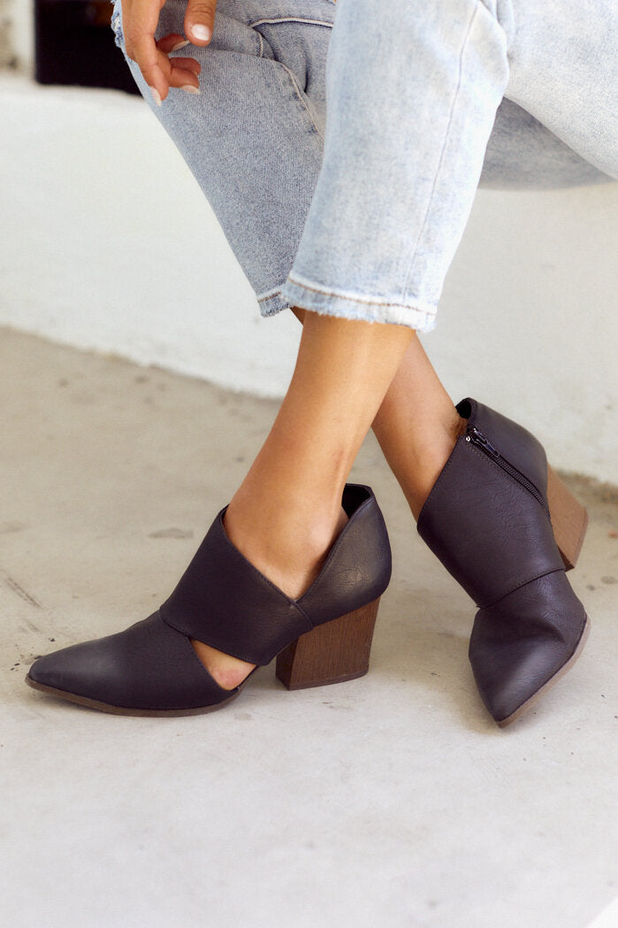 SALE - Vana Cut Out Bootie - fab'rik