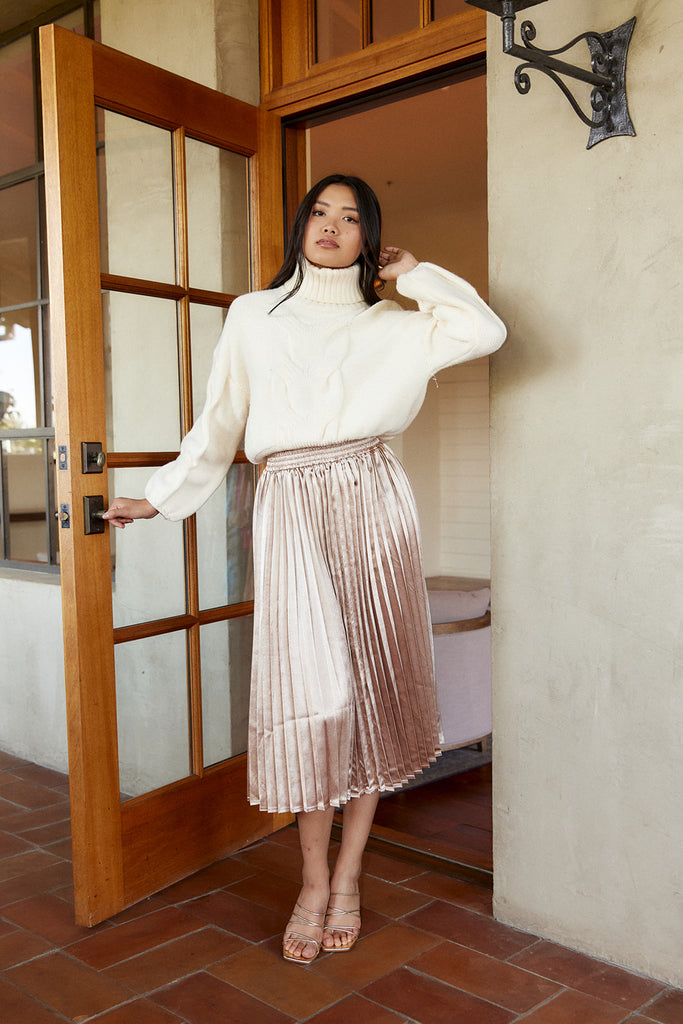 Keley Cable Knit Turtleneck Sweater - fab'rik