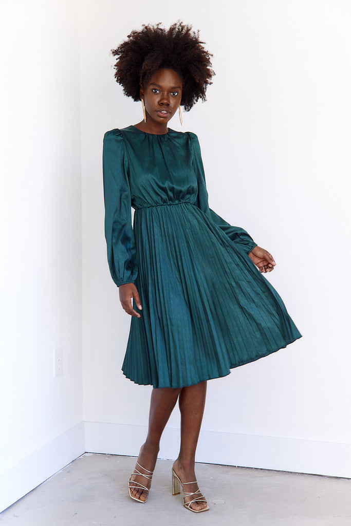 Mia Pleated Midi Dress - fab'rik