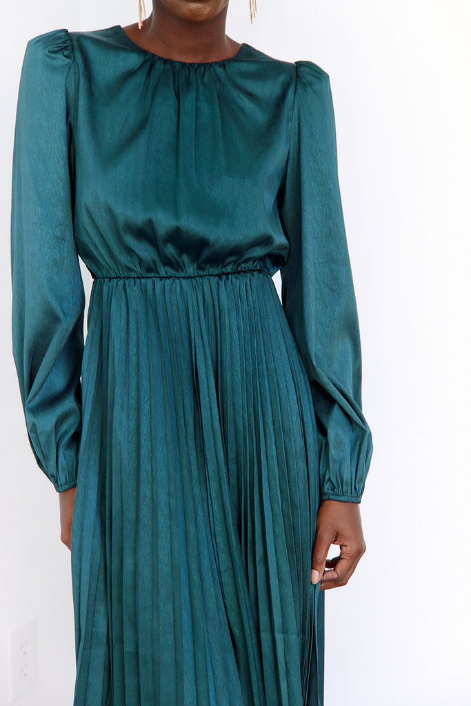 Mia Pleated Midi Dress - fab'rik