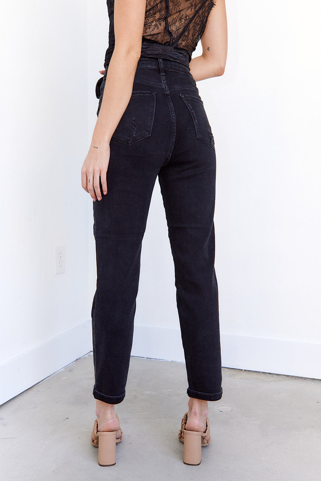 Alex Asymmetrical Button Straight Jeans - fab'rik