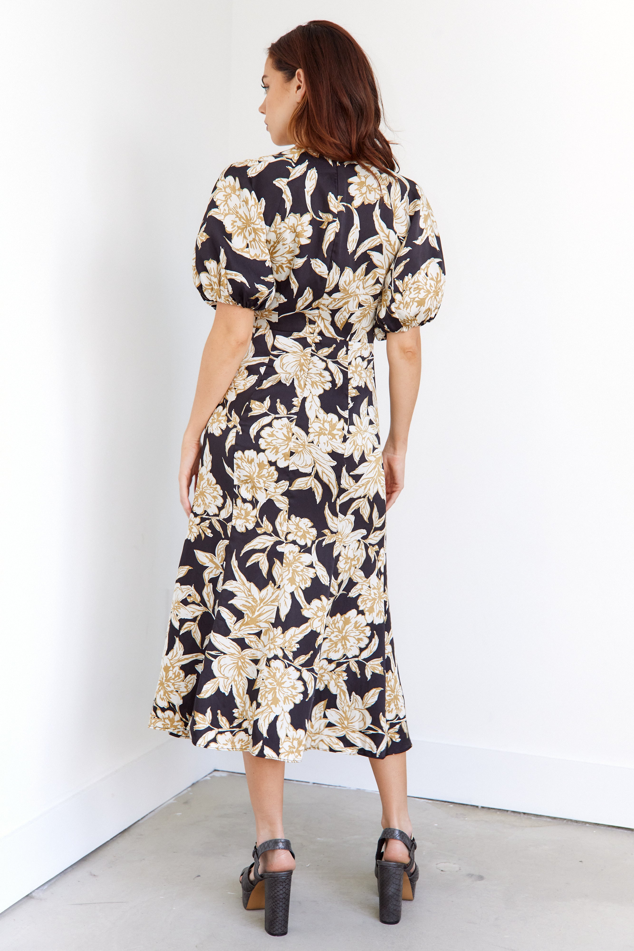Brielle Floral Midi Dress - fab'rik