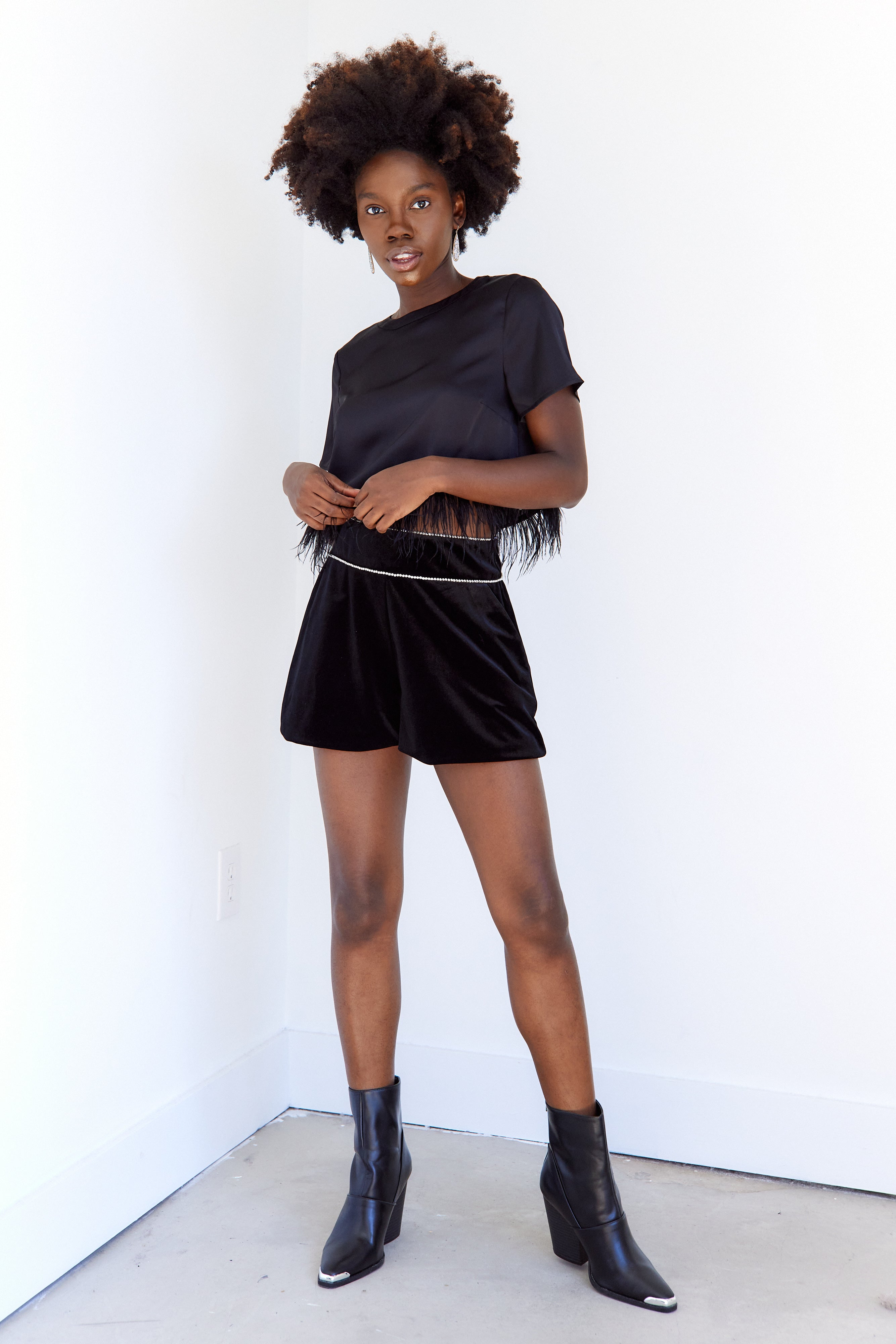 Skyler Velvet Rhinestone Shorts - fab'rik