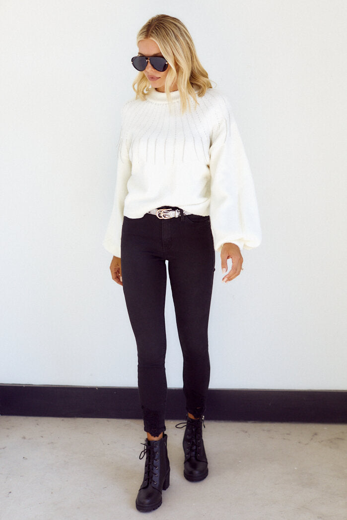 Aiden Chain Detail Sweatshirt - fab'rik