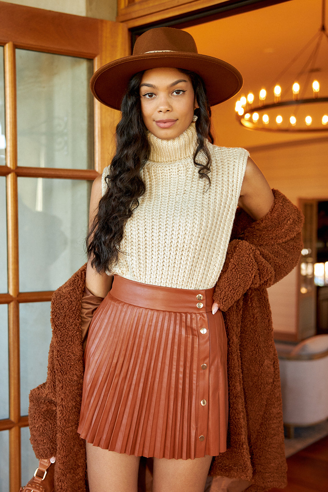 SALE - Nicci Sleeveless Turtleneck Sweater - fab'rik