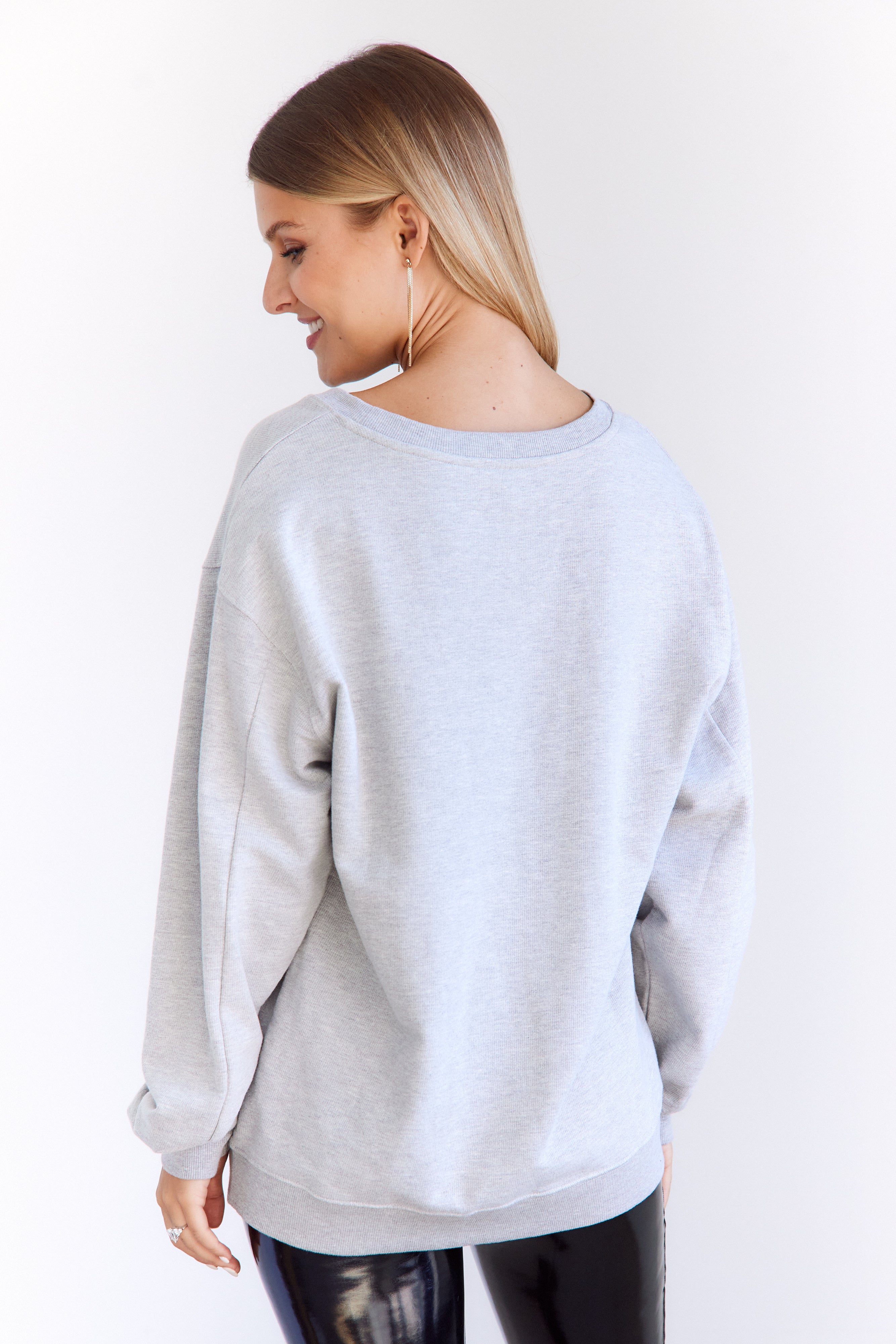 Confidence Is Beautiful Sweatshirt - fab'rik