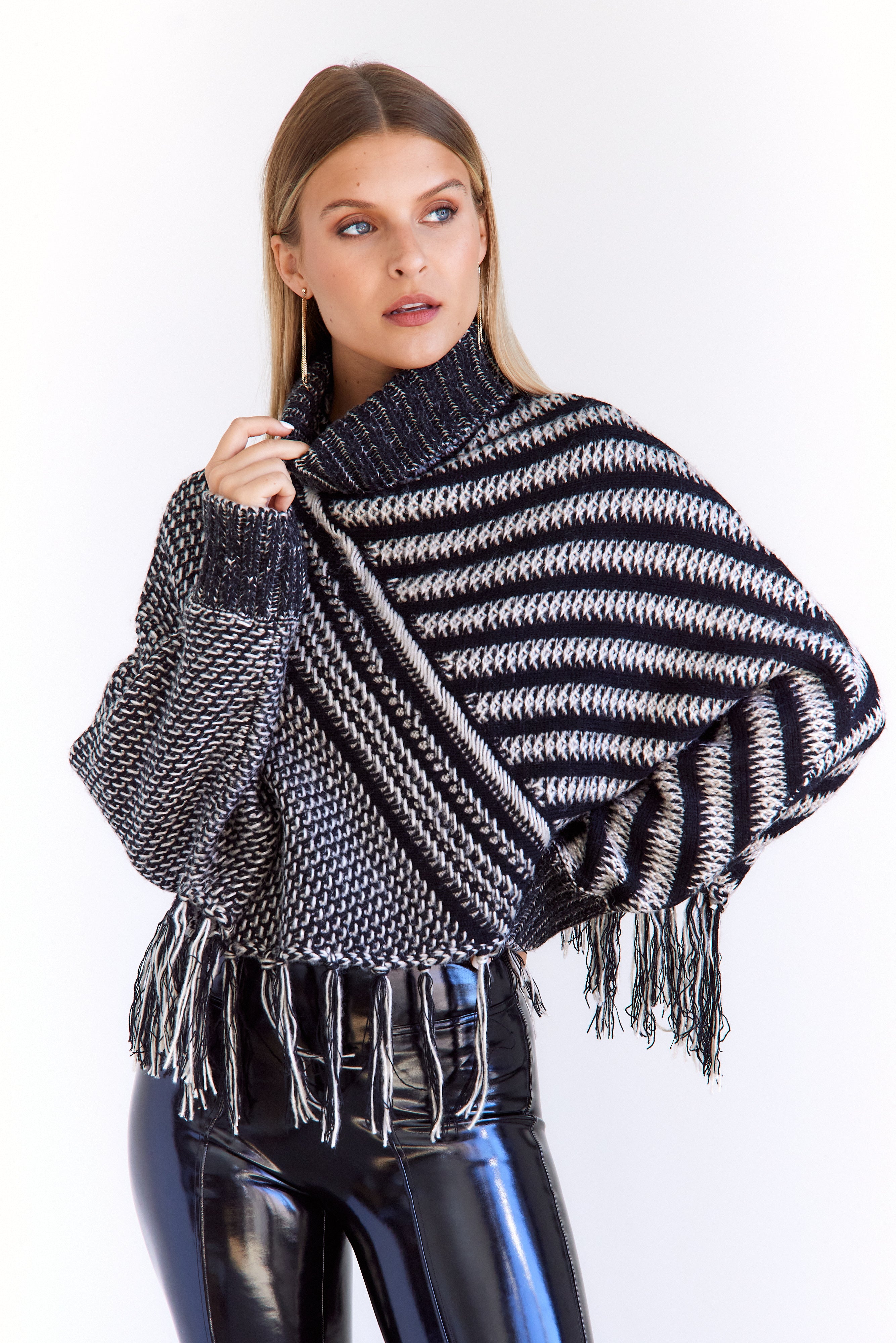 Brooklyn Turtleneck Sweater Poncho - fab'rik