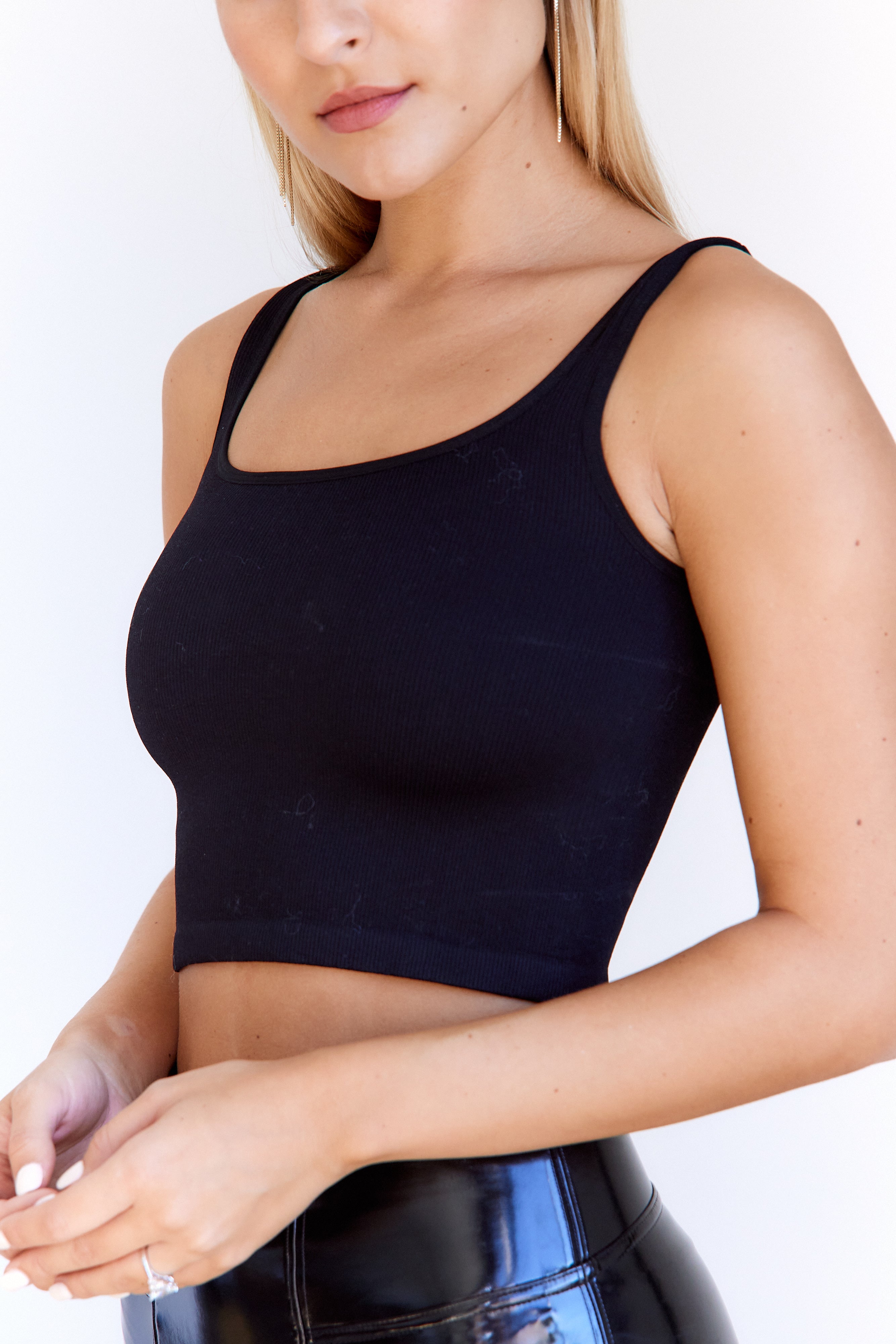 Trenton Ribbed Crop Tank - fab'rik