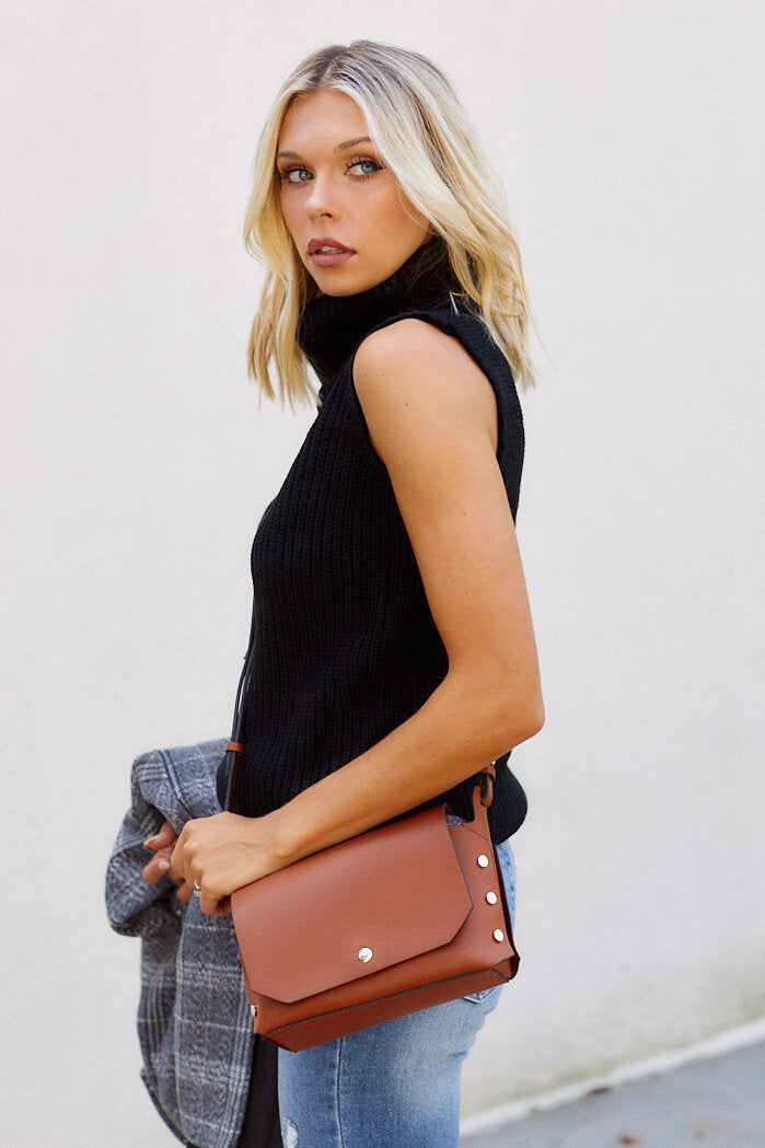 SALE - Lulie Sleeveless Turtleneck Sweater - fab'rik