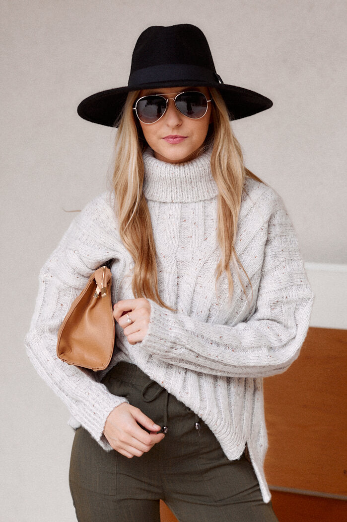 SALE - Tavey Turtleneck Sweater - fab'rik