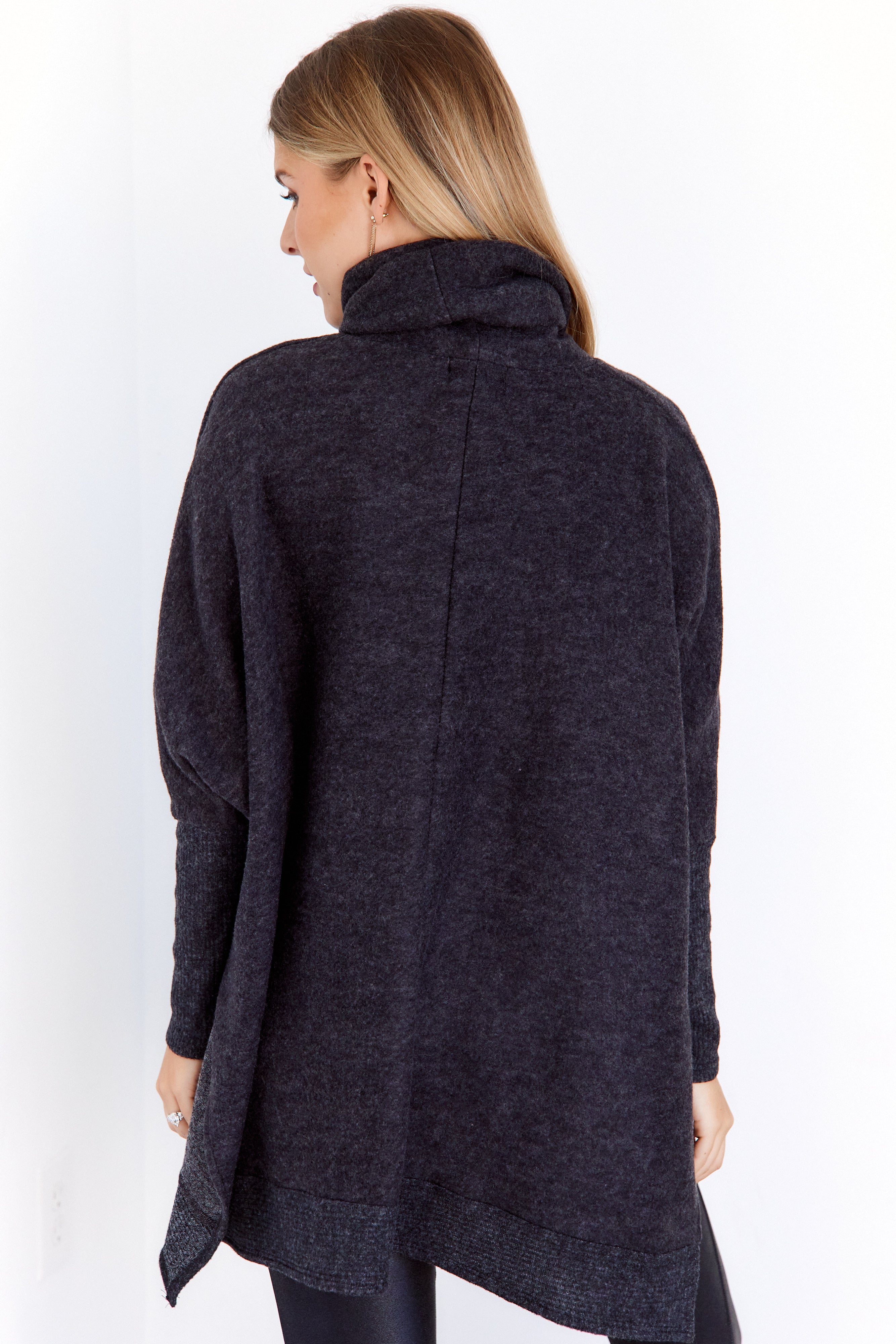 Correa Ribbed Hem Turtleneck Sweater - fab'rik