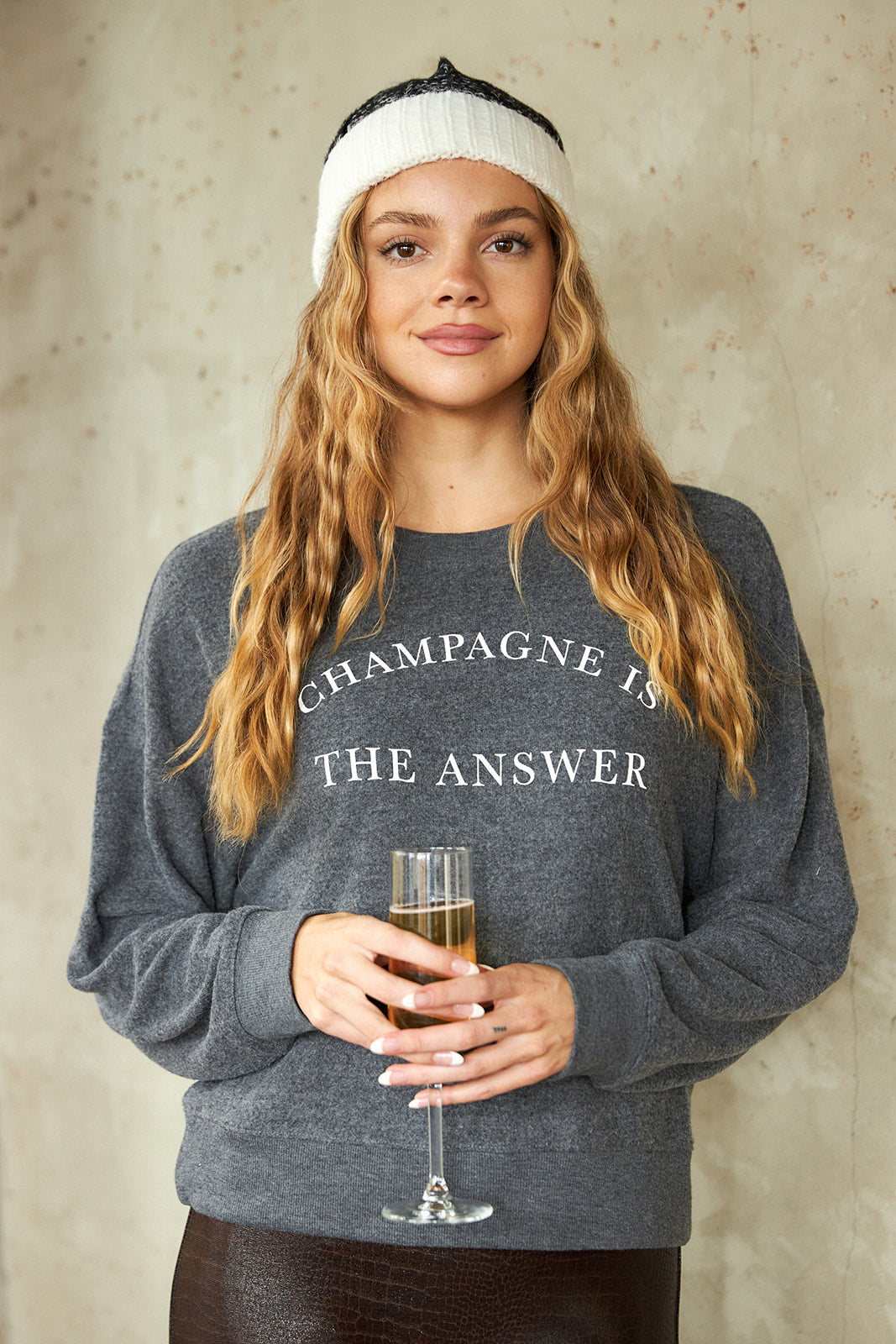 Z Supply Elle Champagne Sweatshirt - fab'rik