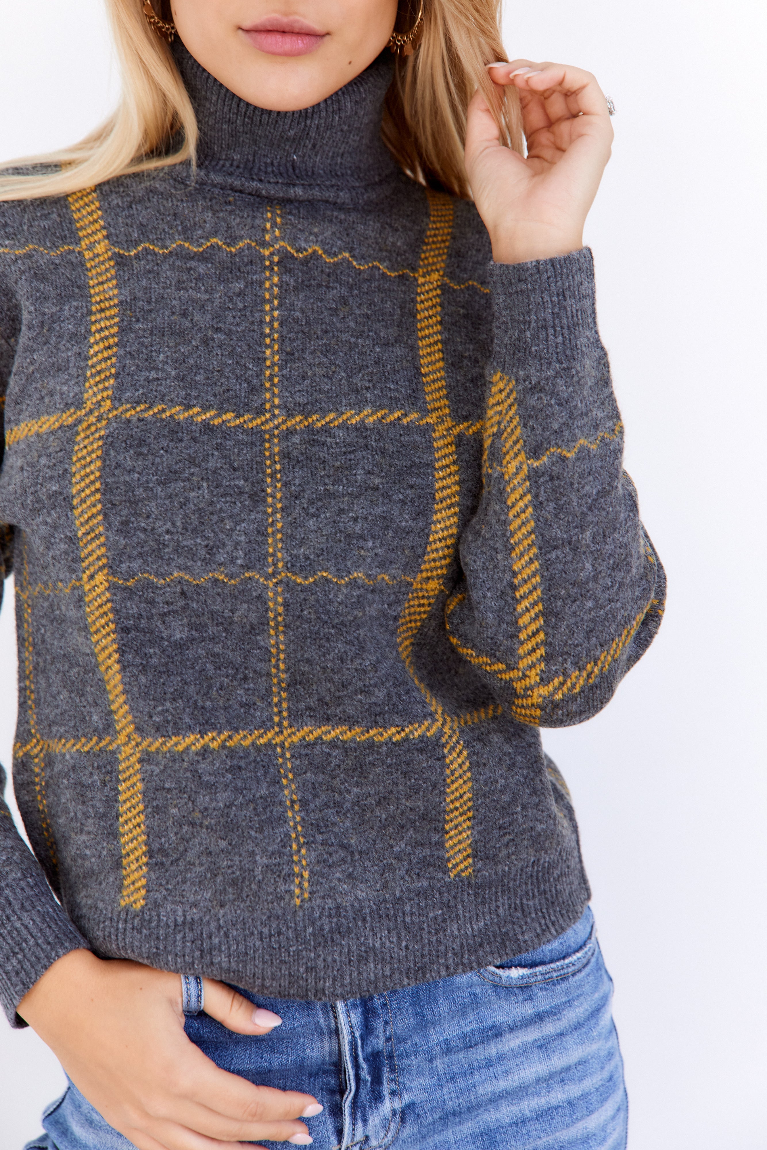 Eliana Plaid Turtleneck Sweater - fab'rik