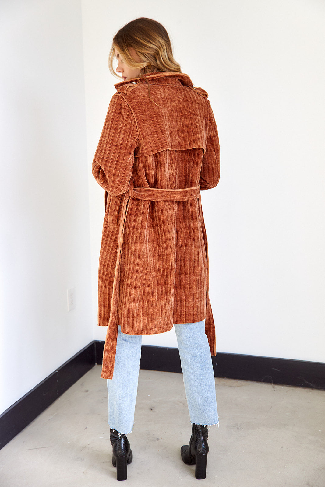 SALE - Leesway Corduroy Coat - fab'rik