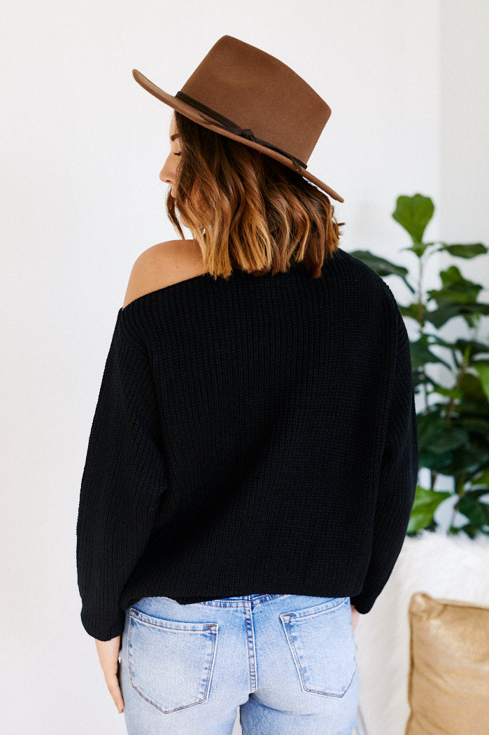 Kennedy Cut-Out Sweater - fab'rik