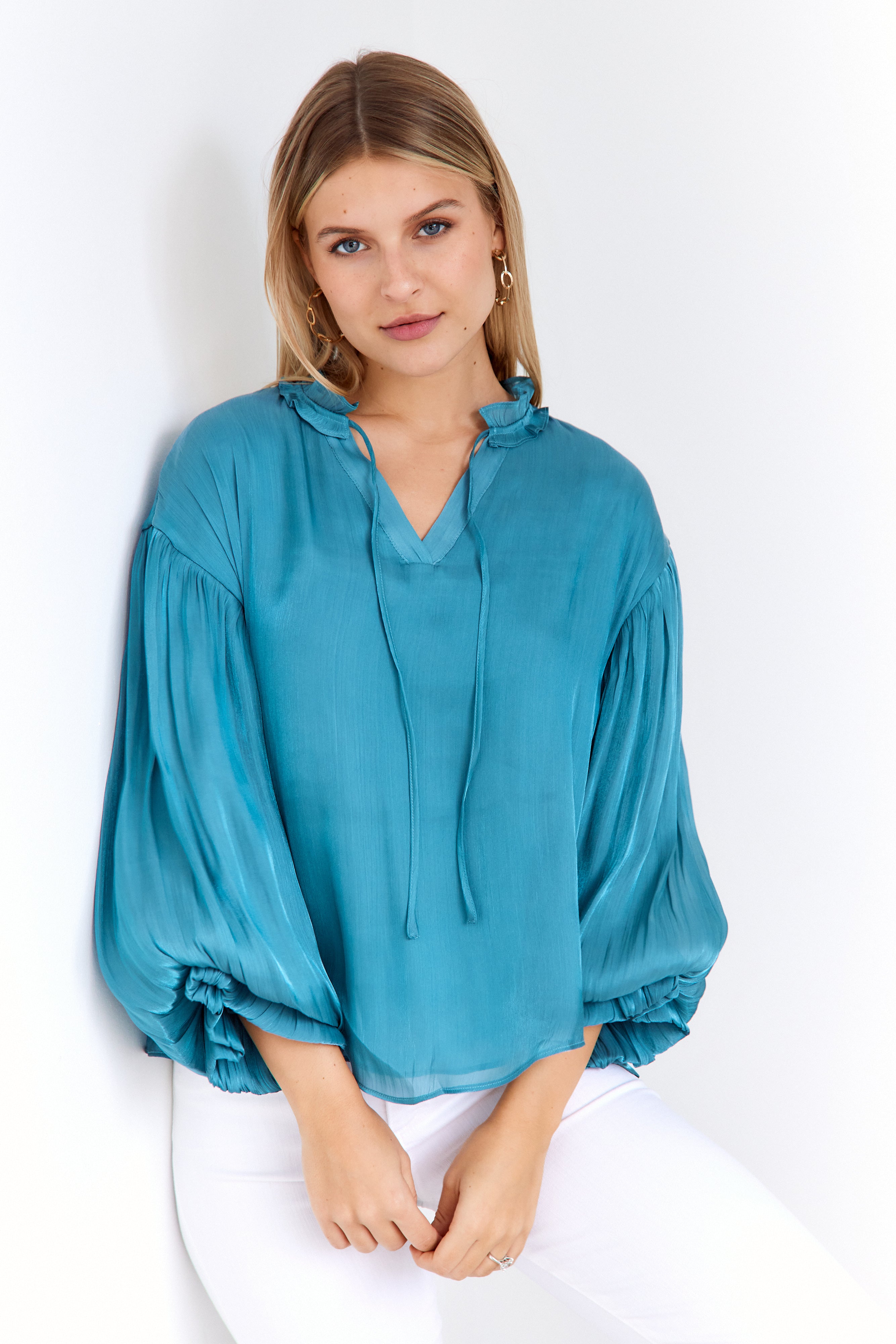 Oderra Shimmer Bubble Sleeve Blouse - fab'rik