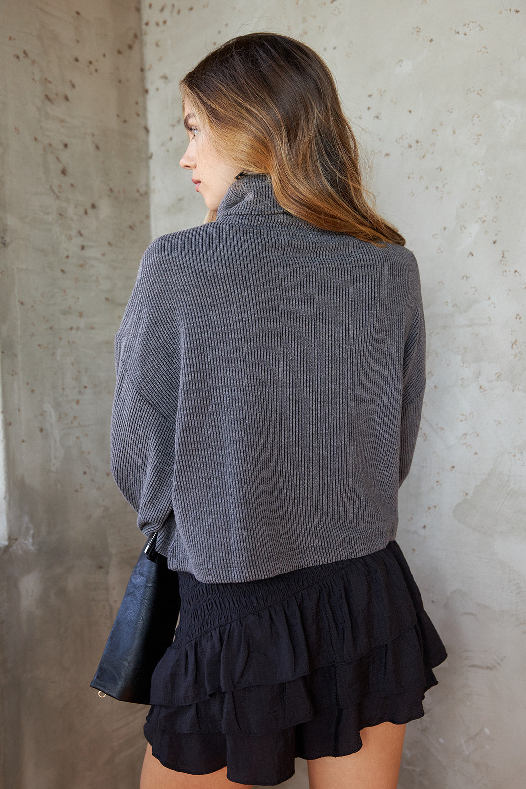 SALE - Bridgy Cropped Turtleneck Sweater - fab'rik