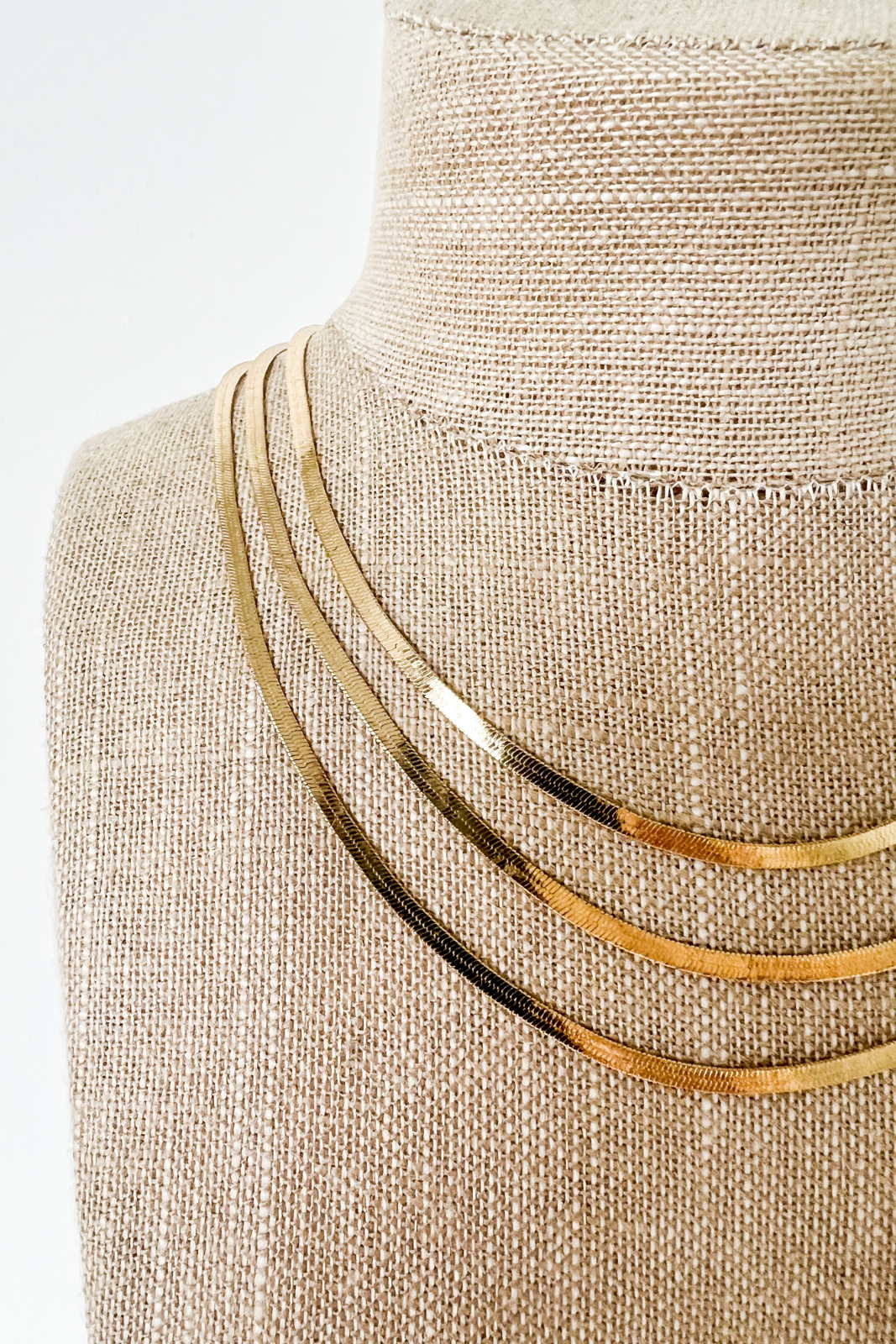 Maycee Snake Chain Choker Necklace - fab'rik
