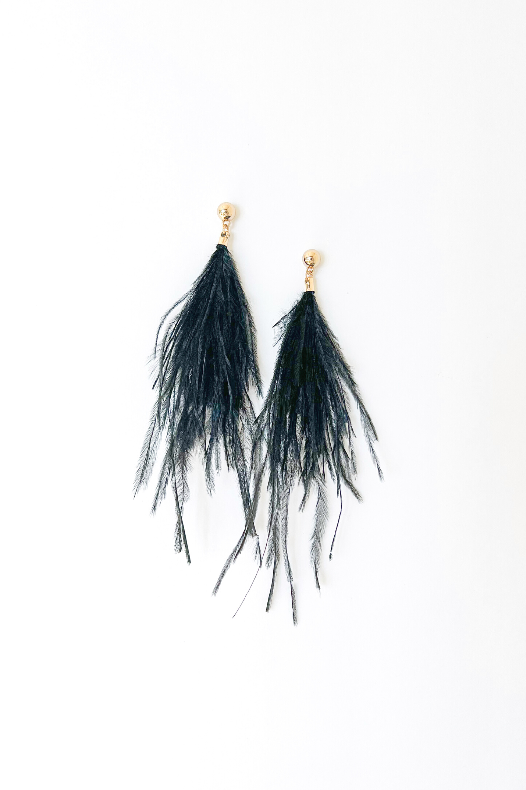 Vivica Oversized Feather Earrings - fab'rik