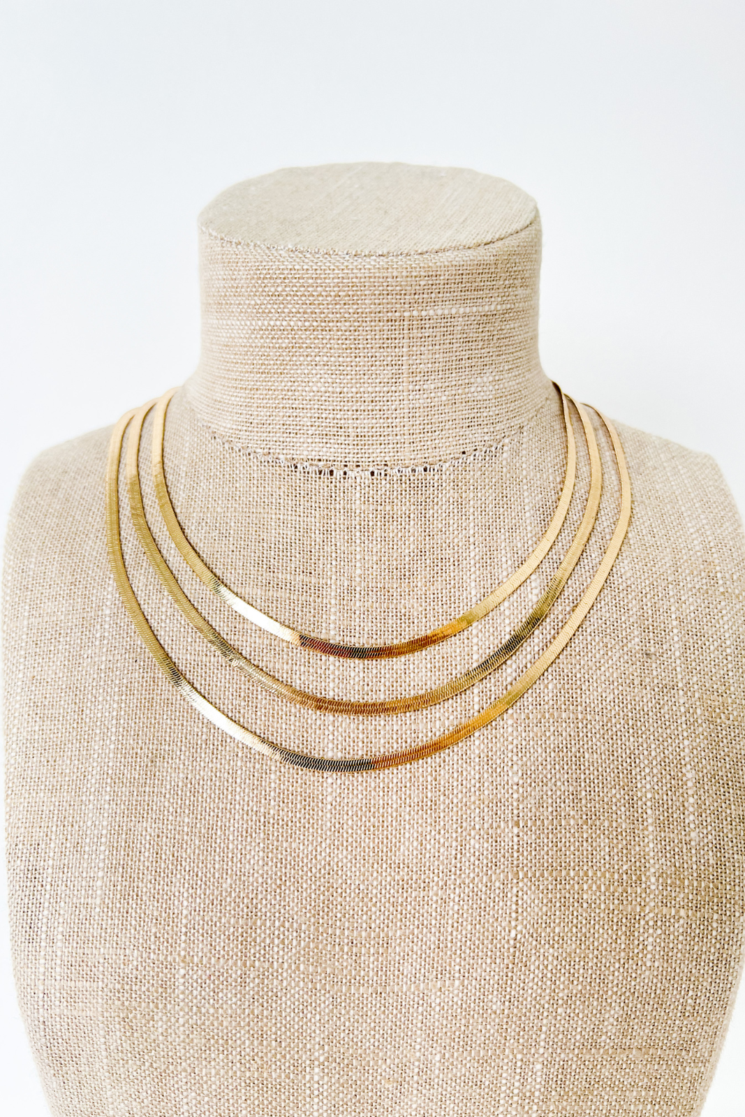 Maycee Snake Chain Choker Necklace - fab'rik