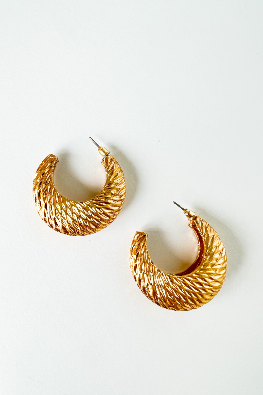 Selena Textured Metal Hoop Earrings - fab'rik