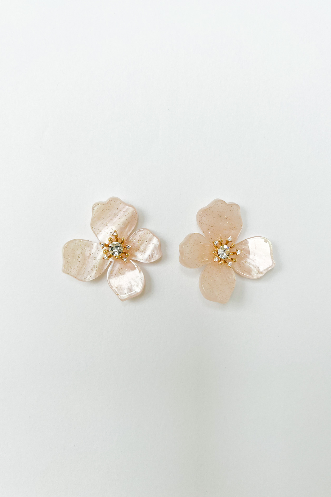 Becca Acrylic Flower Earrings - fab'rik