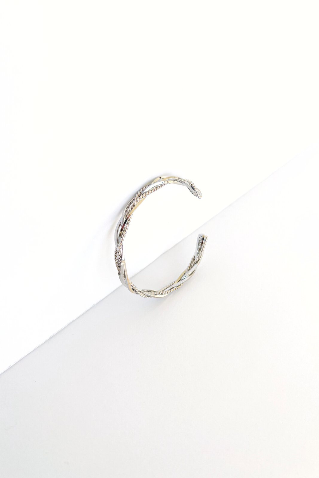 Stella Textured Twist Bracelet - fab'rik