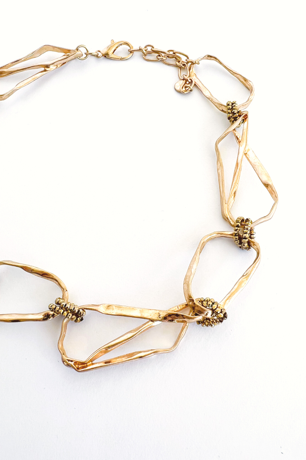 Chloe Beaded Link Necklace - fab'rik