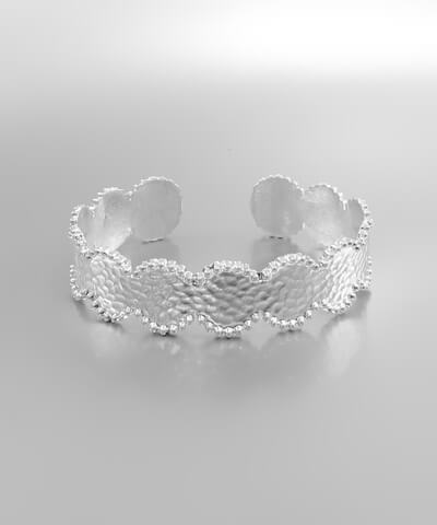 Beatrice Hammered Circle Cuff - fab'rik