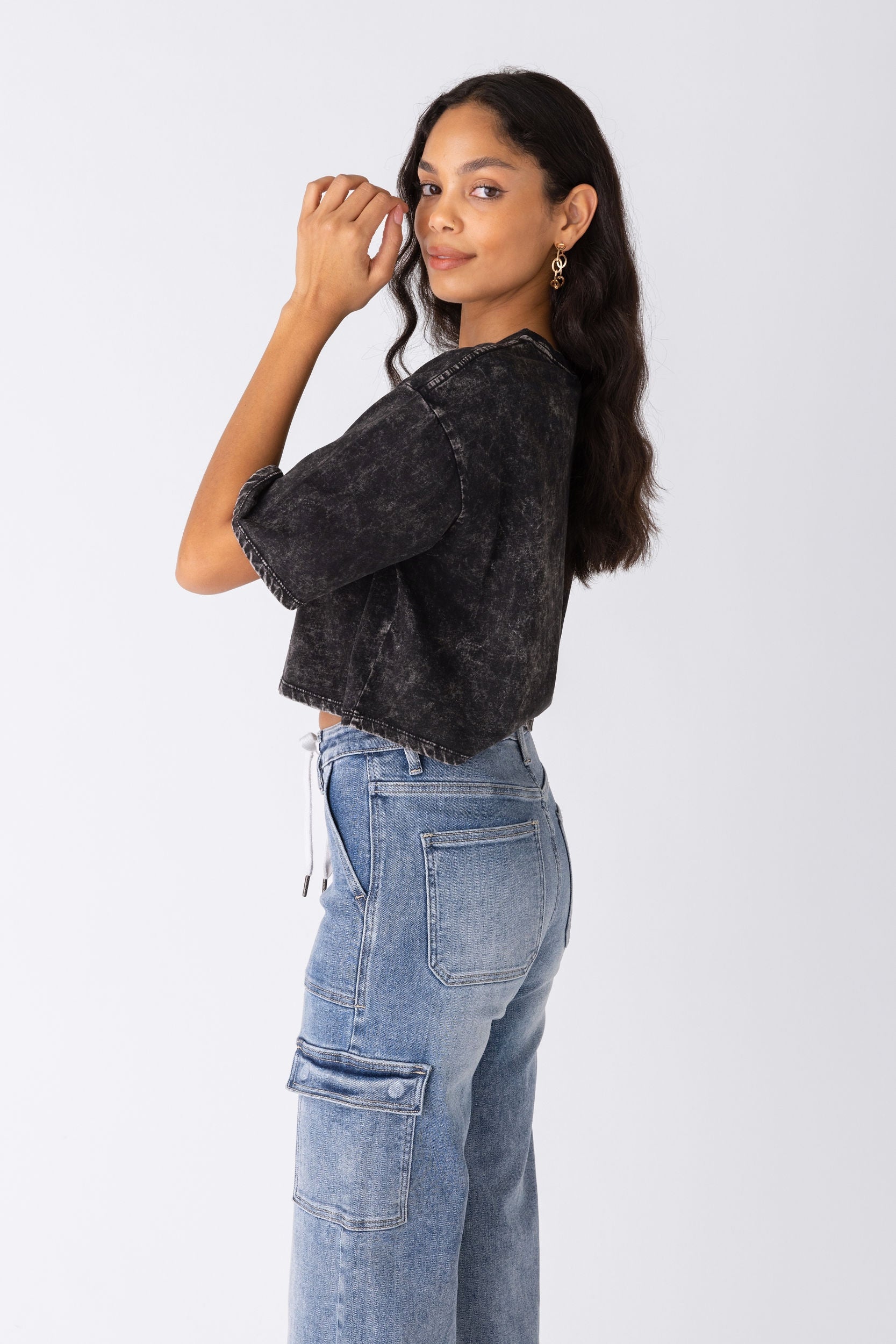 Elliot Acid Washed Cropped Tee - fab'rik