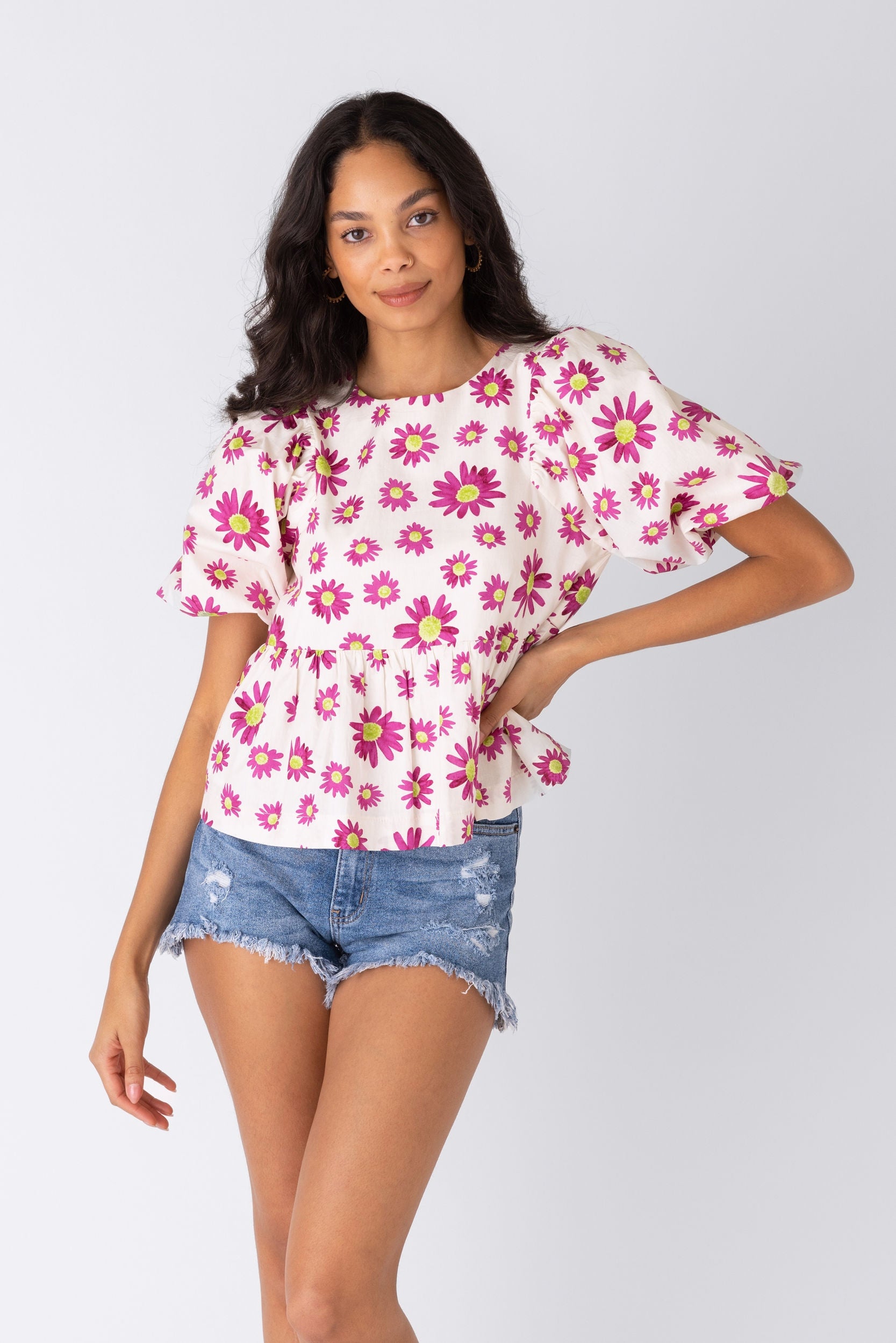 Kayley Daisy Puff Sleeve Top - fab'rik