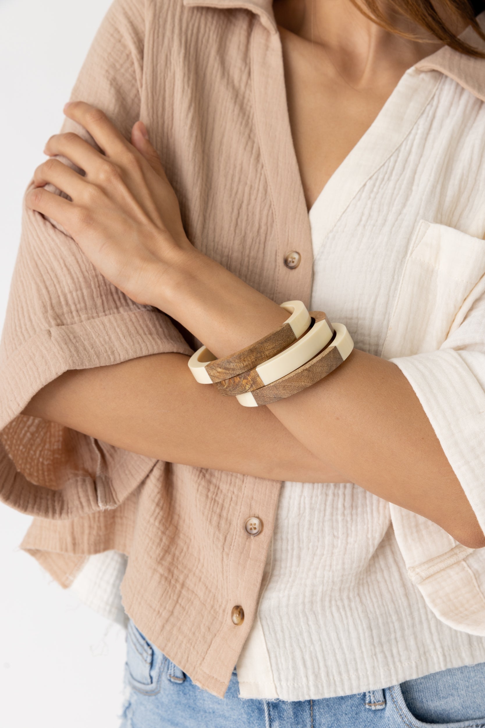 Kinsley Acrylic & Wood Bangle Set - fab'rik