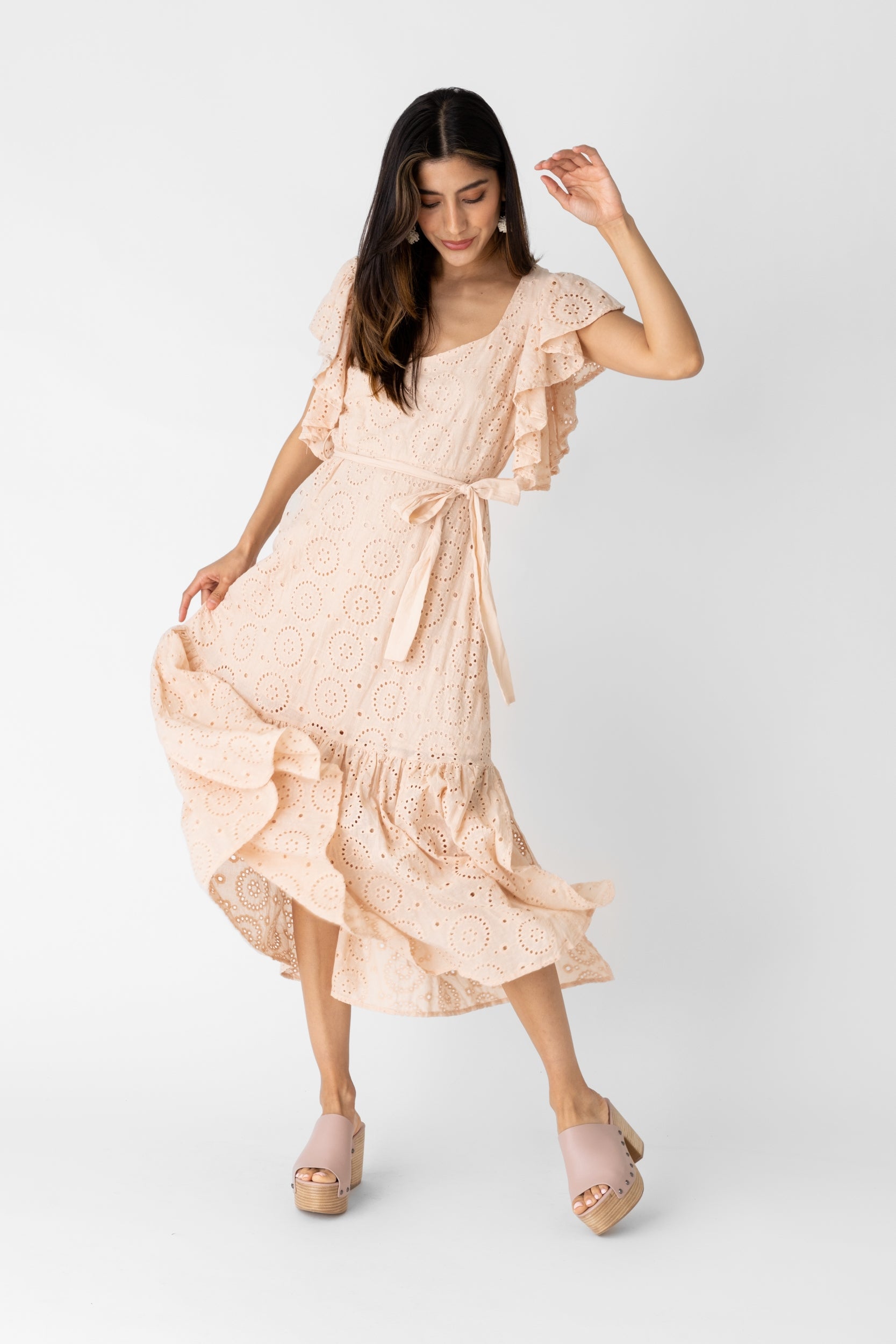 Bianca Eyelet Ruffle Sleeve Maxi Dress - L - CORAL - fab'rik