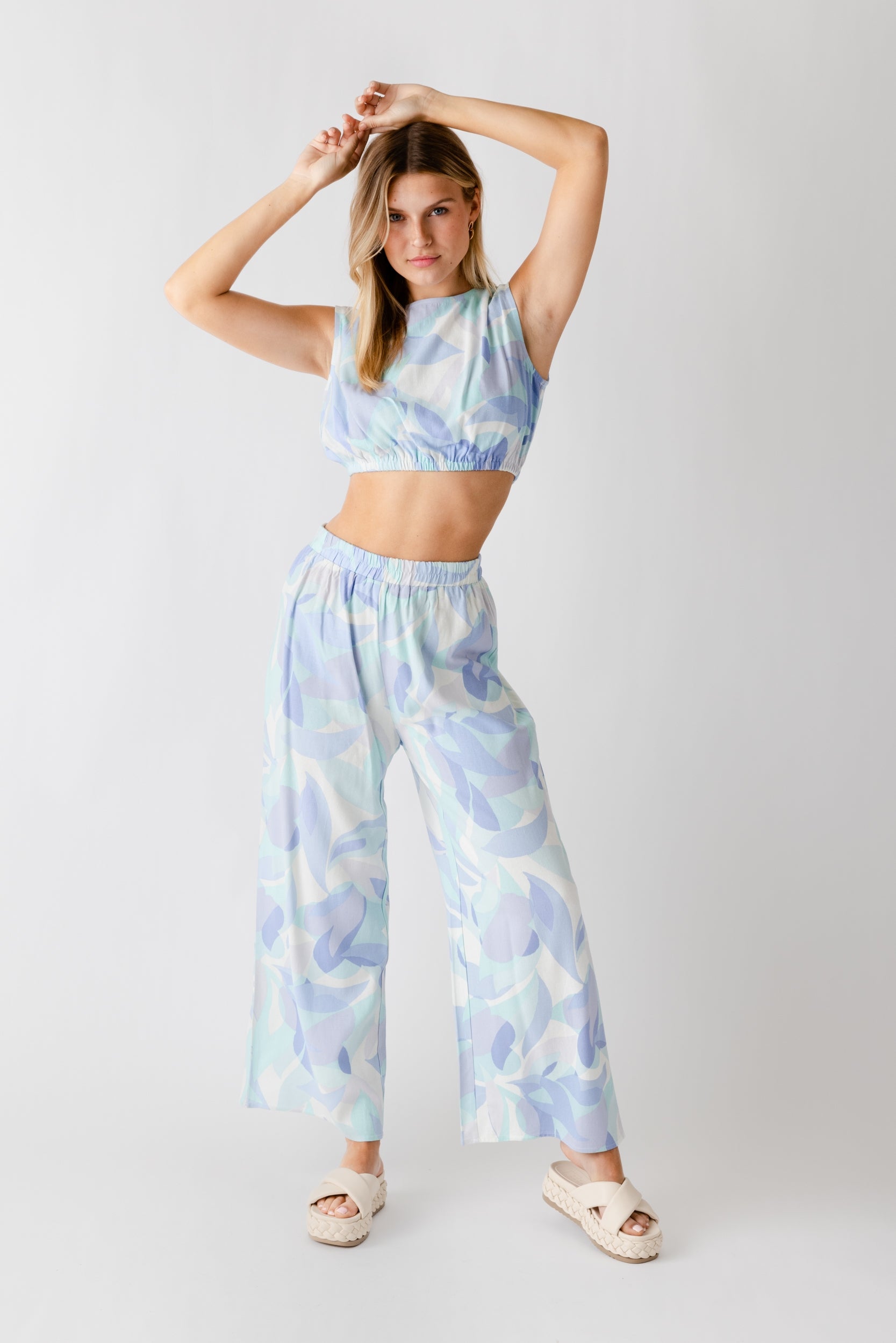 Lila Printed Sleeveless Tie Top - fab'rik