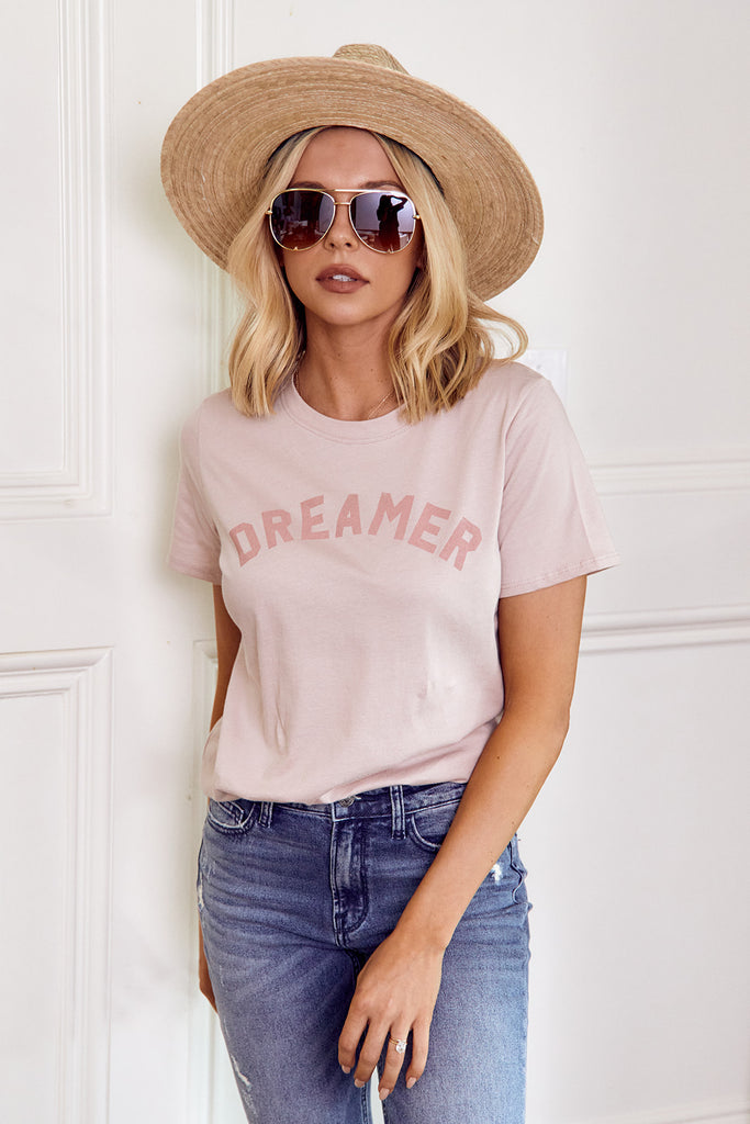 "Dreamer" Graphic Tee - fab'rik