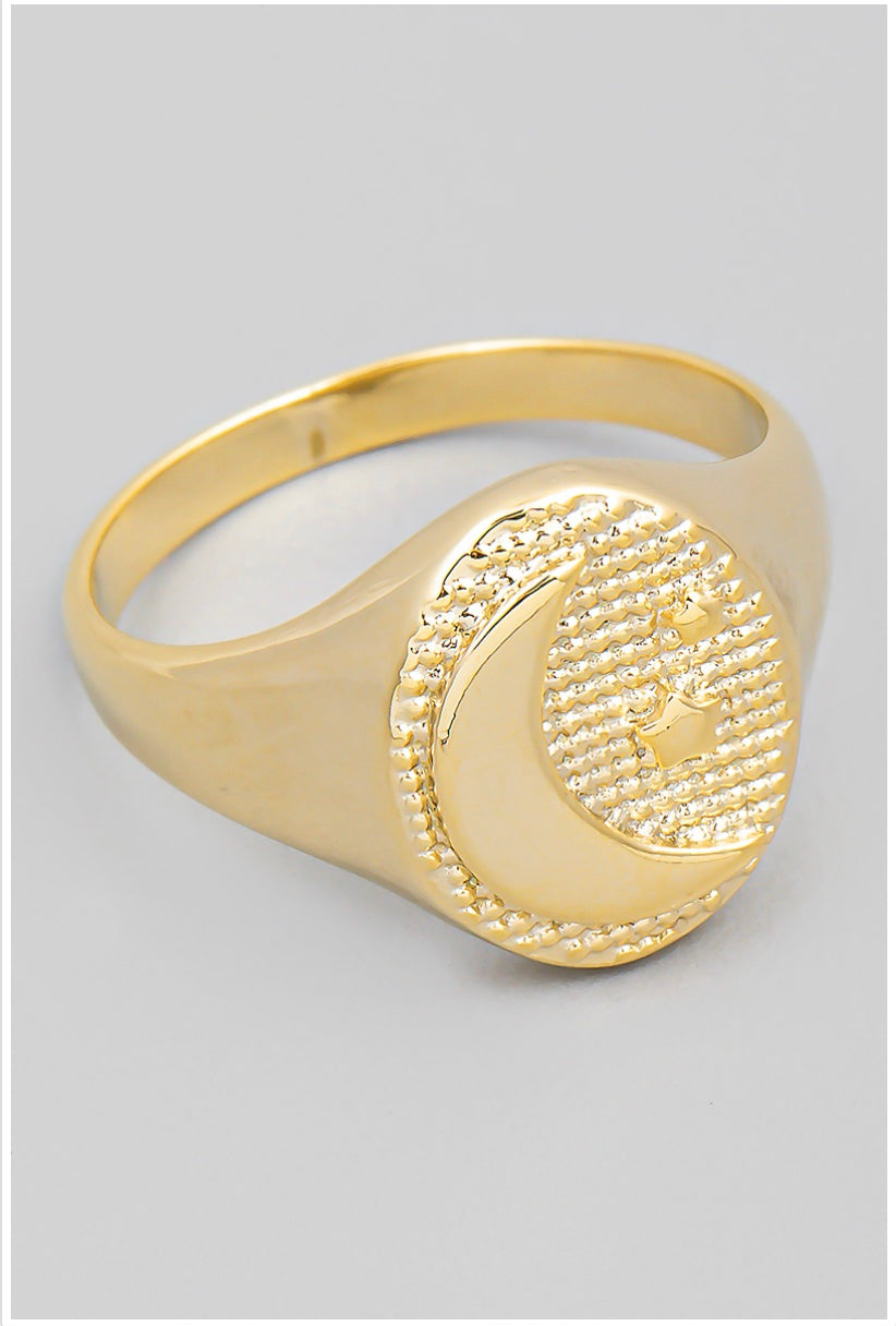 Kianna Moon Signet Ring - fab'rik